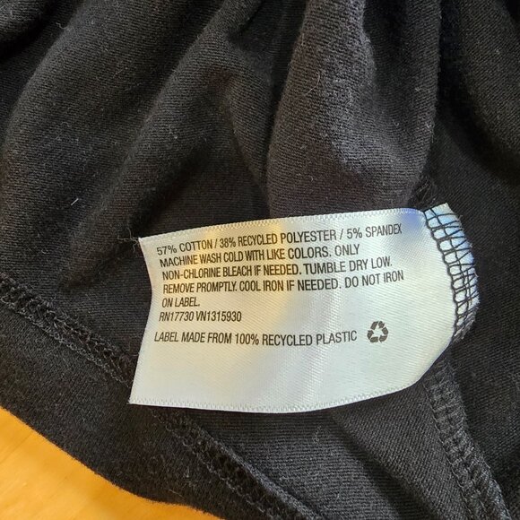 Wild Fable Black Cropped V Neck Tee shirt Sz Large L - Picture 4 of 7